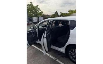 Toyota verso Lyon