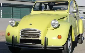 Citroen 2CV Landelles-et-Coupigny