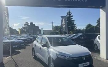 Dacia sandero Guingamp