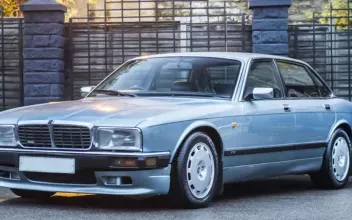Jaguar XJ40 Bazouges-la-Pérouse