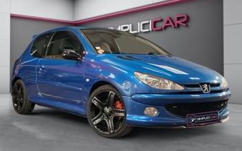 Peugeot 206 Saint-Jean-du-Cardonnay