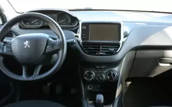 Peugeot 208 Vauvert