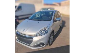 Peugeot 208 Les-Sables-d'Olonne