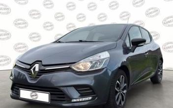 Renault clio Saint-Angeau