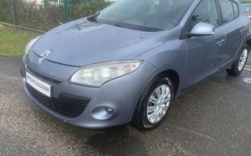 Renault megane Les-Essarts-le-Roi