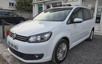 Volkswagen touran Saint-Jean-de-la-Ruelle