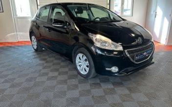 Peugeot 208 Piennes