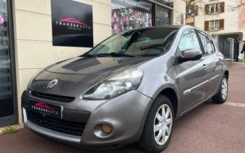 Renault Clio Les-Clayes-sous-Bois