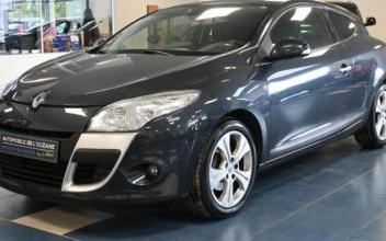 Renault Megane Coupe Saint-Saturnin