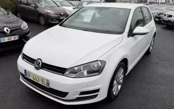 Volkswagen Golf Saintes