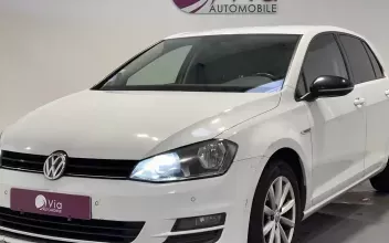 Volkswagen Golf Petite-Forêt