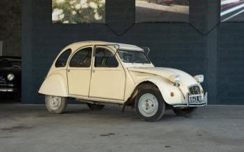 Citroen 2CV Lyon