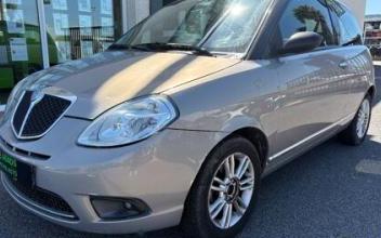 Lancia ypsilon Saint-Laurent-de-la-Salanque