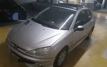 Peugeot 206 Levallois-Perret