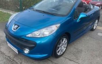 Peugeot 207 cc Les-Essarts-le-Roi