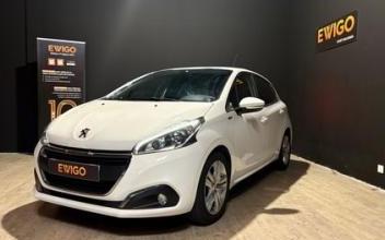 Peugeot 208 Saint-Maximin