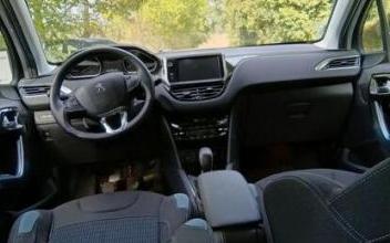 Peugeot 208 Chapet