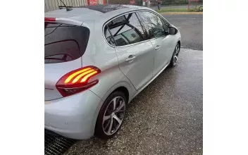 Peugeot 208 Décines-Charpieu