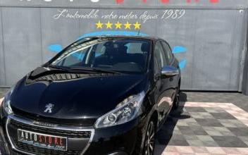 Peugeot 208 Villeneuve-Loubet