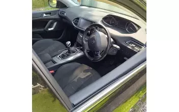 Peugeot 308 Noisiel