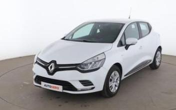 Renault clio Issy-les-Moulineaux