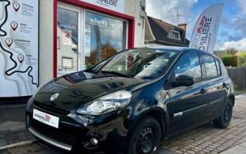 Renault clio Sainte-Marguerite