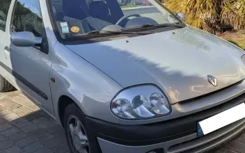 Renault Clio Magny-les-Hameaux