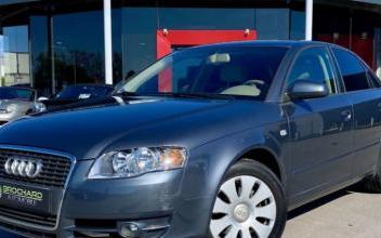 Audi A4 Saint-Amand-les-Eaux