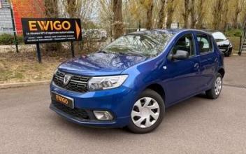 Dacia sandero Saint-Jean-du-Cardonnay