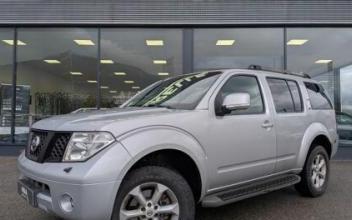 Nissan pathfinder Echirolles