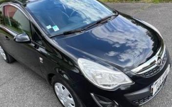 Opel corsa La-Grande-Paroisse