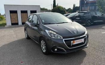 Peugeot 208 Salon-de-Provence