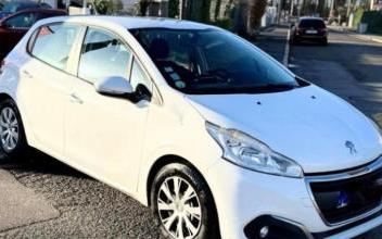 Peugeot 208 Coignières