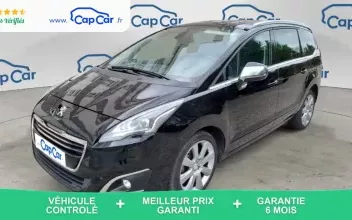 Peugeot 5008 Paris