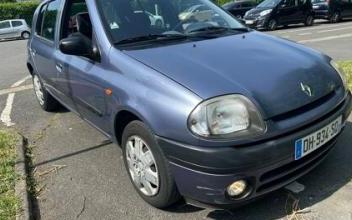 Renault clio ii Chelles