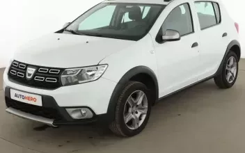 Dacia Sandero Issy-les-Moulineaux