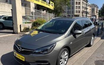 Opel Astra Pantin