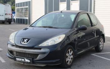 Peugeot 206 Peyrolles-en-Provence