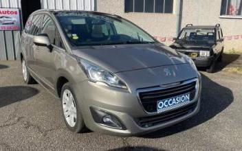 Peugeot 5008 Castelculier