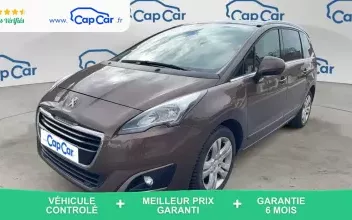 Peugeot 5008 Paris