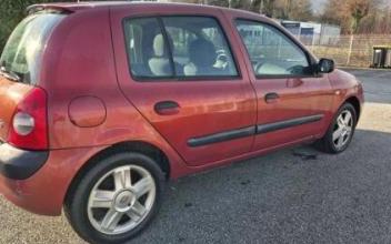 Renault clio ii Tullins