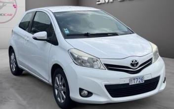 Toyota yaris La-Madeleine