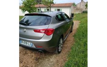 Alfa-romeo giulietta Fontenay-le-Comte