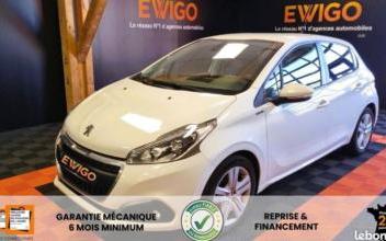 Peugeot 208 Lux