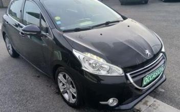 Peugeot 208 Etalans