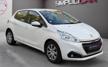Peugeot 208 Paris