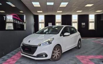 Peugeot 208 Saint-Laurent-du-Var