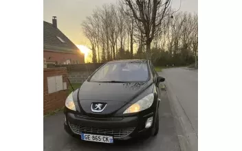 Peugeot 308 Douchy-les-Mines