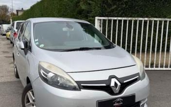 Renault grand scenic iii Granges-les-Beaumont