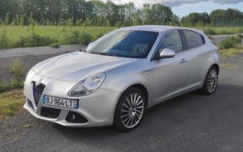 Alfa-romeo giulietta Fleury-sur-Orne